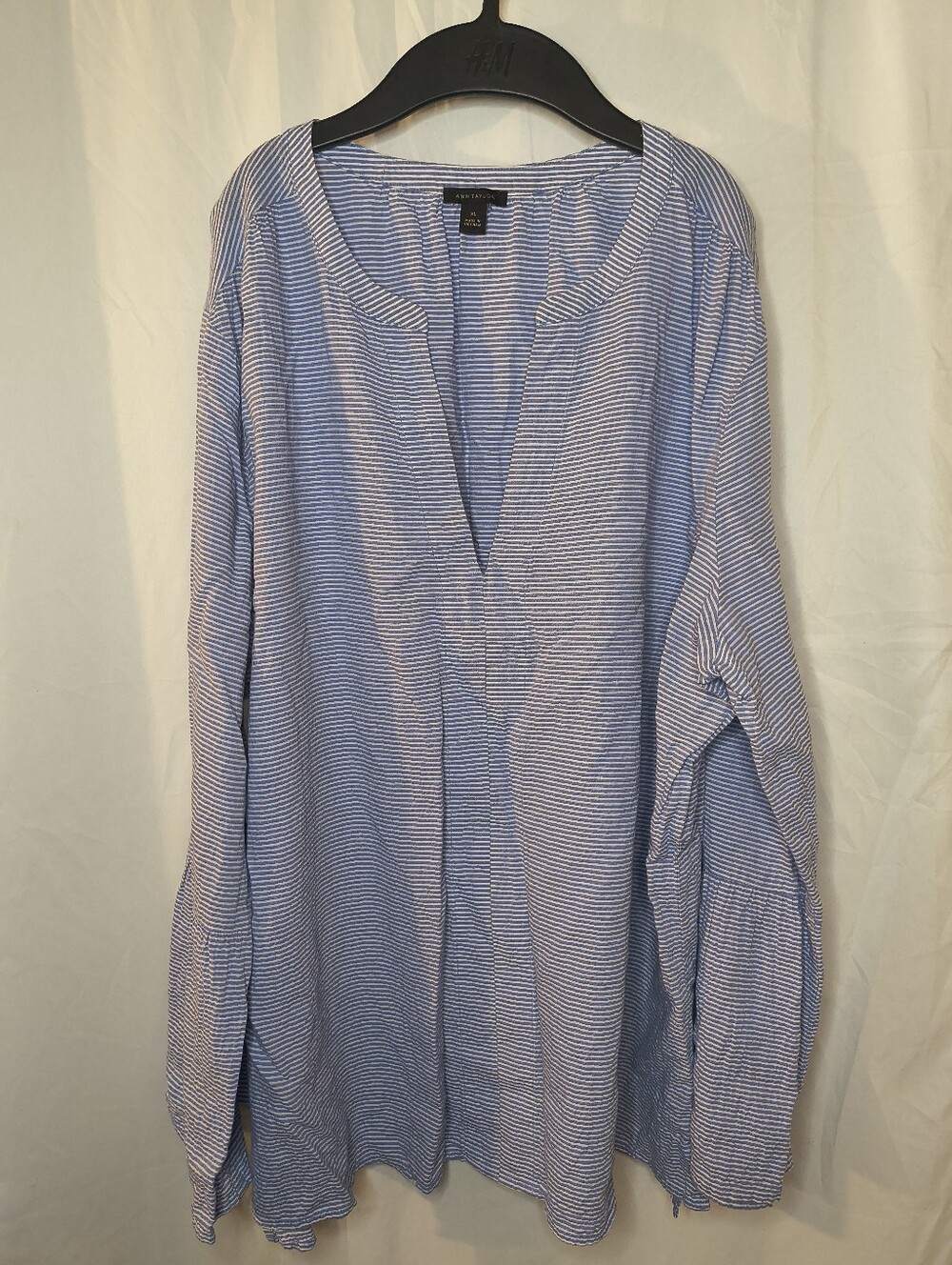 Ann Taylor Light Blue & White Striped V-Neck Tunic